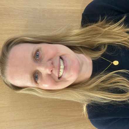 Helen Volunteer